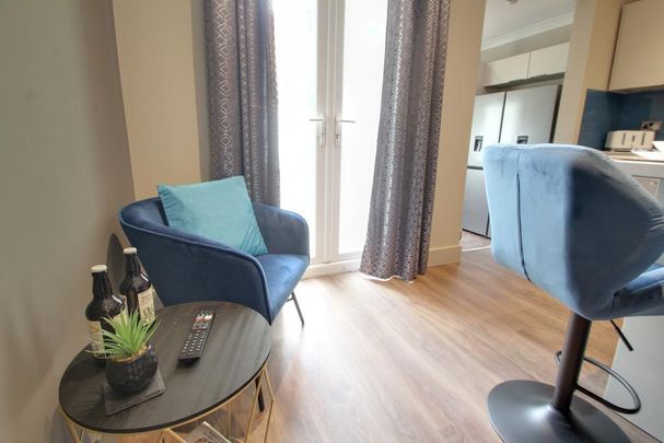 1 bedroom in a house share to rent - Photo 1