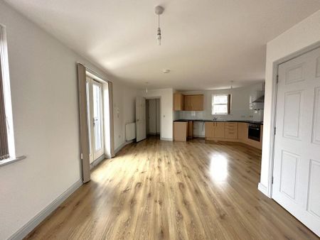 2 bedroom apartment to rent - Photo 2
