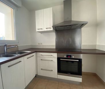 Location Appartement 3 pièces 68m² ROUEN 76100 - Photo 2