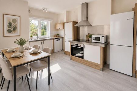 4 bedroom flat to rent - Photo 4
