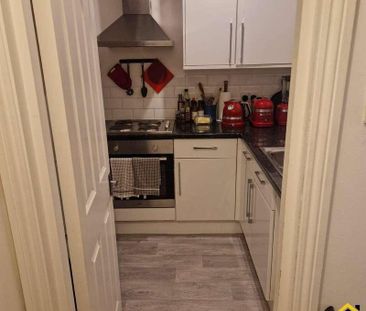 Brixton, London, Hill, SW2 - Photo 4