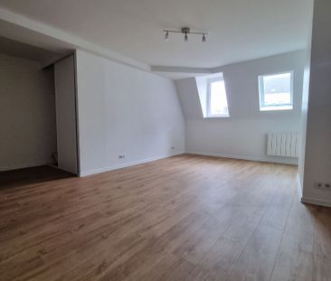 Location Appartement 1 pièce 43m² - Photo 3