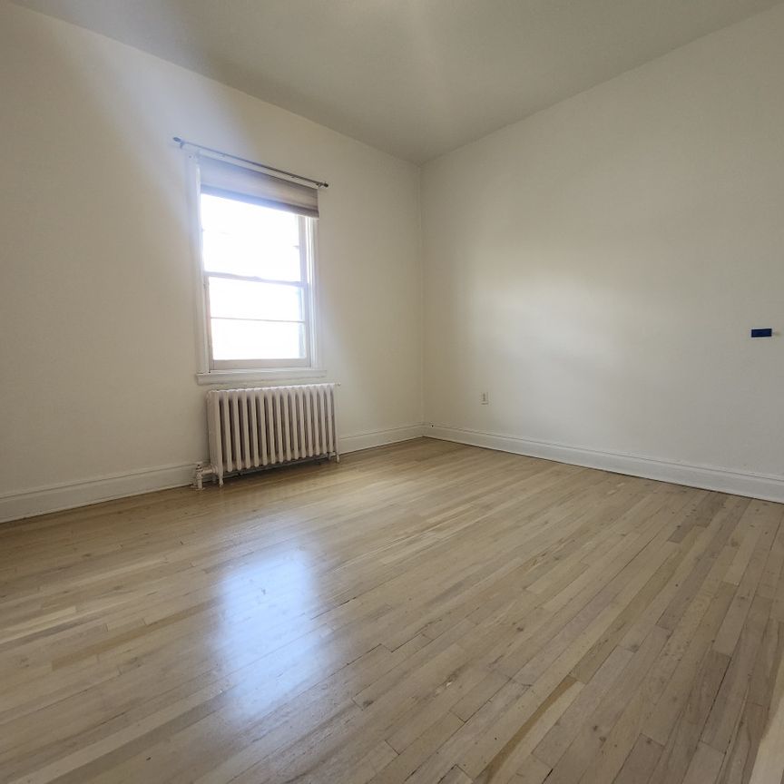 5207 Avenue Jacques-Grenier - Photo 1