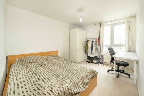 Carronade Court - Photo 1