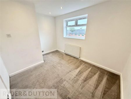 2 bedroom semi-detached house to rent - Photo 4