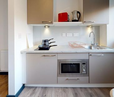 Studio to rent - Photo 3
