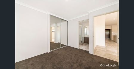"Exquisite Villa for Rent in Coveted Cannington Locale" - Photo 4
