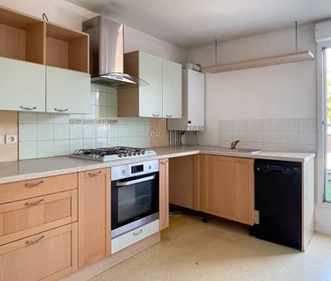 Location Appartement Tremblay-en-France (93290) RER - Photo 2