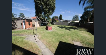 Family Home - Photo 3