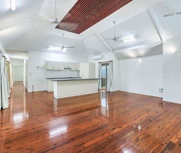 EXECUTIVE PEACEFUL RESORT STYLE LIVING IN ESTABLISHED DRIVER! - Photo 1