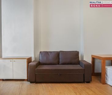 Pronájem bytu 1+kk 39 m2 - Fotografie 1