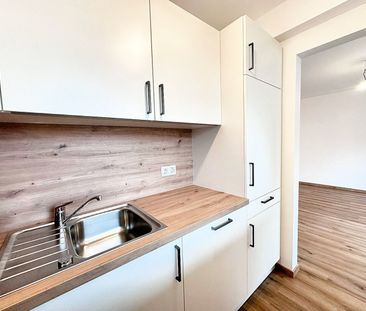 ERSTBEZUG nach Sanierung: Charmante Garçonnière mit Loggia im Herze... - Photo 3