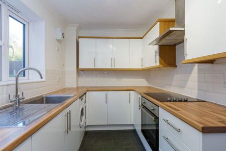 2 bedroom flat to rent - Photo 5