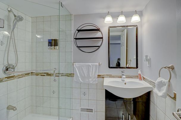 For Lease - 20 Snowy Owl Way, Toronto, Ontario - Photo 1