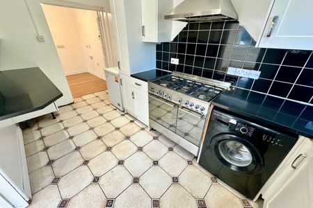 Clifford Road - Photo 4