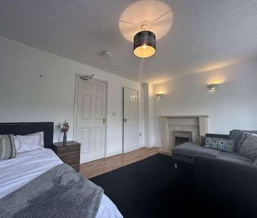 West Water Crescent, Hampton, P, PE7 - Photo 3