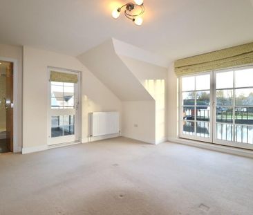 3 bedroom semi-detached house to rent - Photo 4