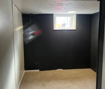 192 Silverbirch Drive E #Basement - Photo 2