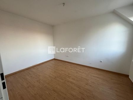 Apartment - Photo 2