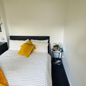 Yarraville - Photo 2