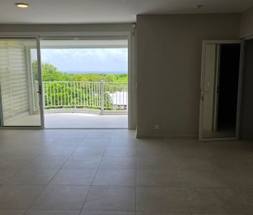 Location Appartement 3 pièces 81m² - Photo 1