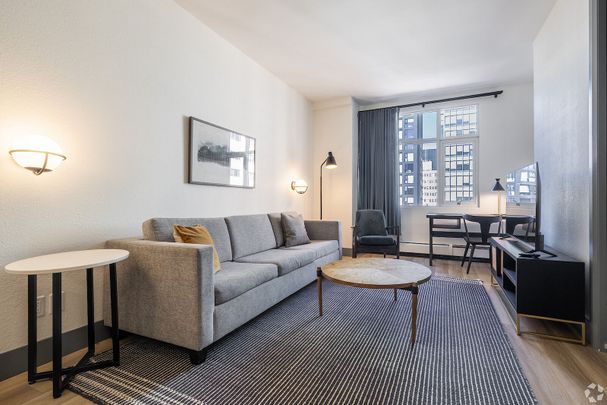 Discover the perfect blend of modern comfort and unbeatable convenience at 161 Laurier, where urban living meets elevate - Photo 1