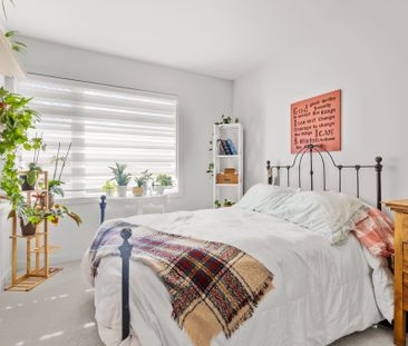 For Lease - 978 Acoustic Way, Blossom Park - Airport and Area, Ontario - Photo 6