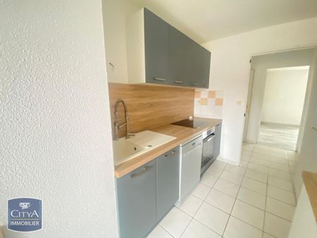 Location Appartement 3 pièces 75m² VALENCIENNES 59300 - Photo 2