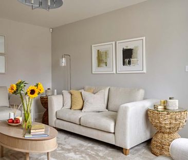 4 bedroom detached house to rent - Photo 1