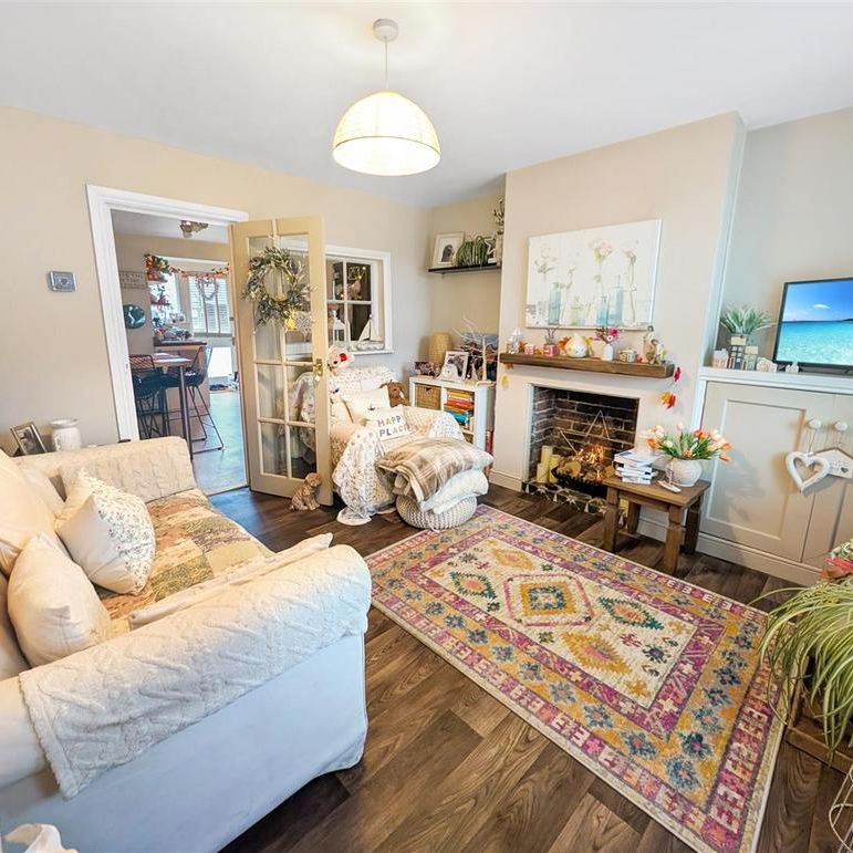 2 bedroom cottage to rent - Photo 1