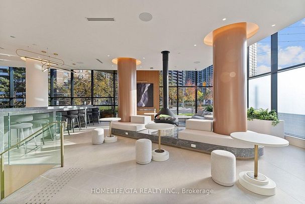 For Lease - 60 Central Park Roadway N/A Unit# 1911, Toronto, Ontario - Photo 1