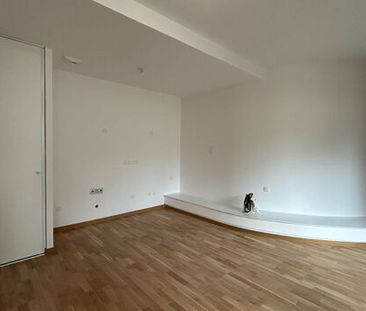 Appartement 2 pièces 56m2 REIMS 795 euros - Photo 2