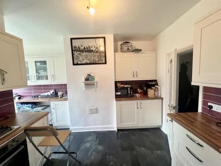 1 bedroom maisonette to rent - Photo 3