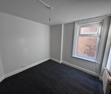 Sandridge Flats, Blackpool - Photo 1