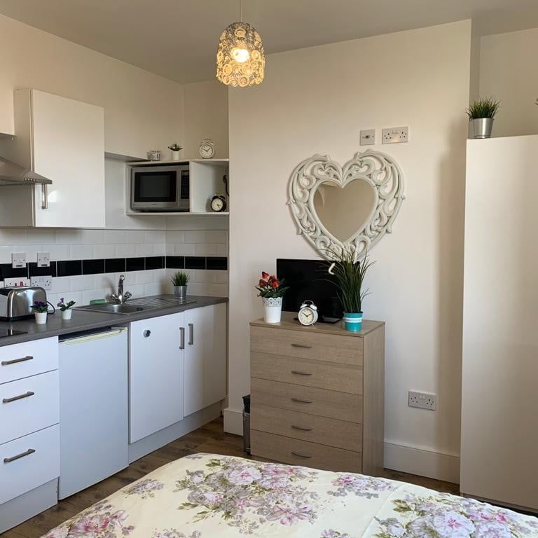 Studio Flat, Eade Road, N4 - Photo 1