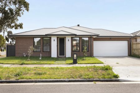 Modern Living in a Prime Location - Photo 2