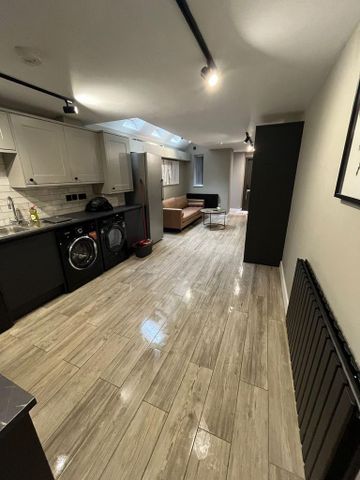 6 bedroom house to rent - Photo 5