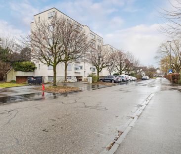 "Helle Wohnung in schönem Quartier" - Photo 5