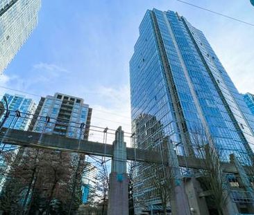 GREAT LOCATION!!, YALETOWN, SPACIOUS THREE BED ROOM WITH GORGIOUS VIEW - Photo 1