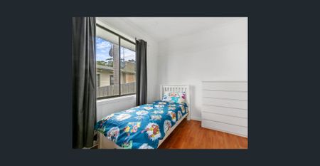 3 Bedroom Home - Photo 3