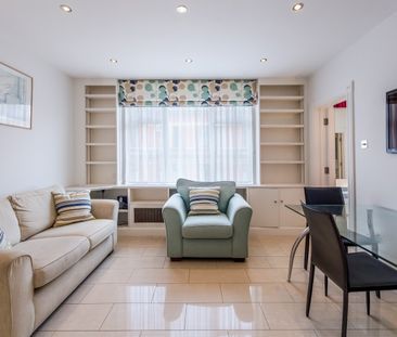 2 Bedroom Apartment, Hallam Court, Hallam Street, W1W - Photo 2