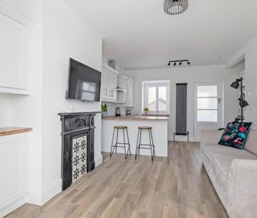 2 Bed Terraced House, Sackville Road, S10 - Photo 2