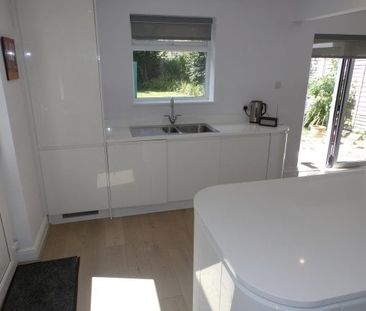 Southampton - Photo 4