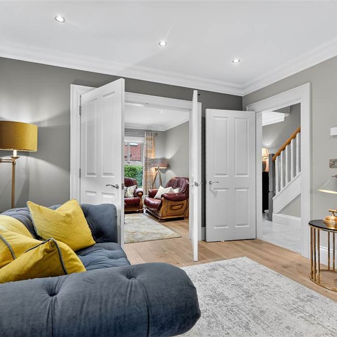 9 Montpelier Park, Malone Road, Belfast, BT9 5RS - Photo 1