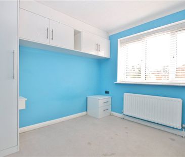 High Street, Addlestone, Surrey, KT15 1UP - Photo 2