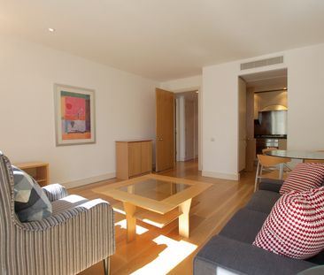 1 Bed Flat, Eaton House, E14 - Photo 3