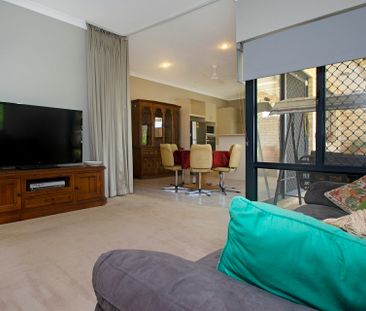 Delightful Over 55's Villa - Photo 1