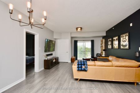 For Lease - 44 Ferndale Drive Unit# 405, Barrie, Ontario - Photo 2
