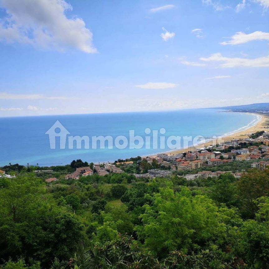 Appartamento piazza Gugliemo Marconi, Centro Storico, Vasto - Photo 1