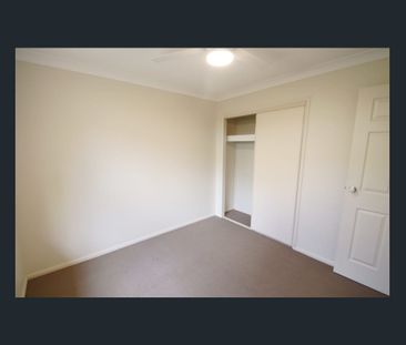 COOMERA WATERS FAMILY HOME. SPACIOUS WITH MULTIPLE LIVING AREAS & R... - Photo 1